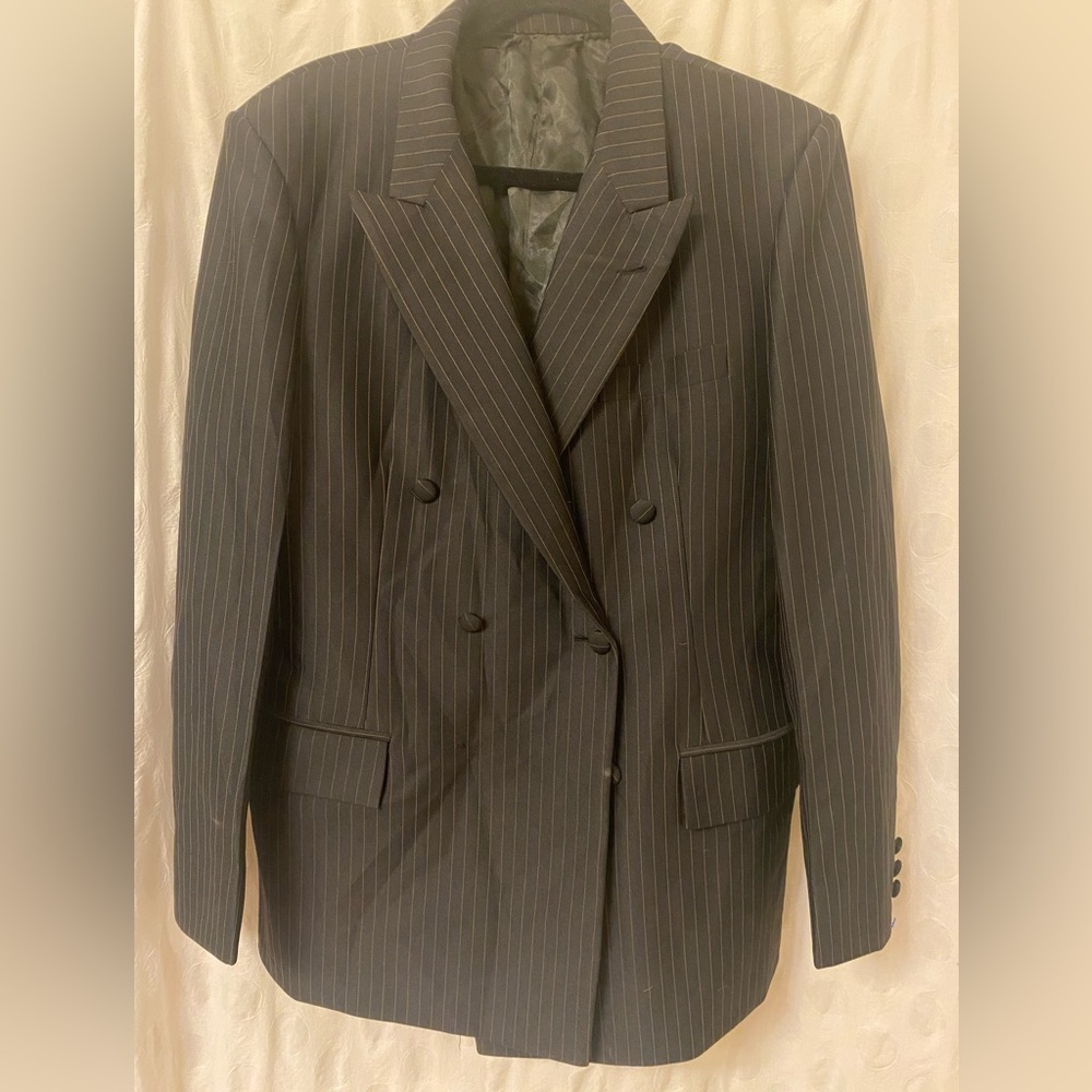 Handmade in Panama double breasted chalk line coat. Size large men’s.